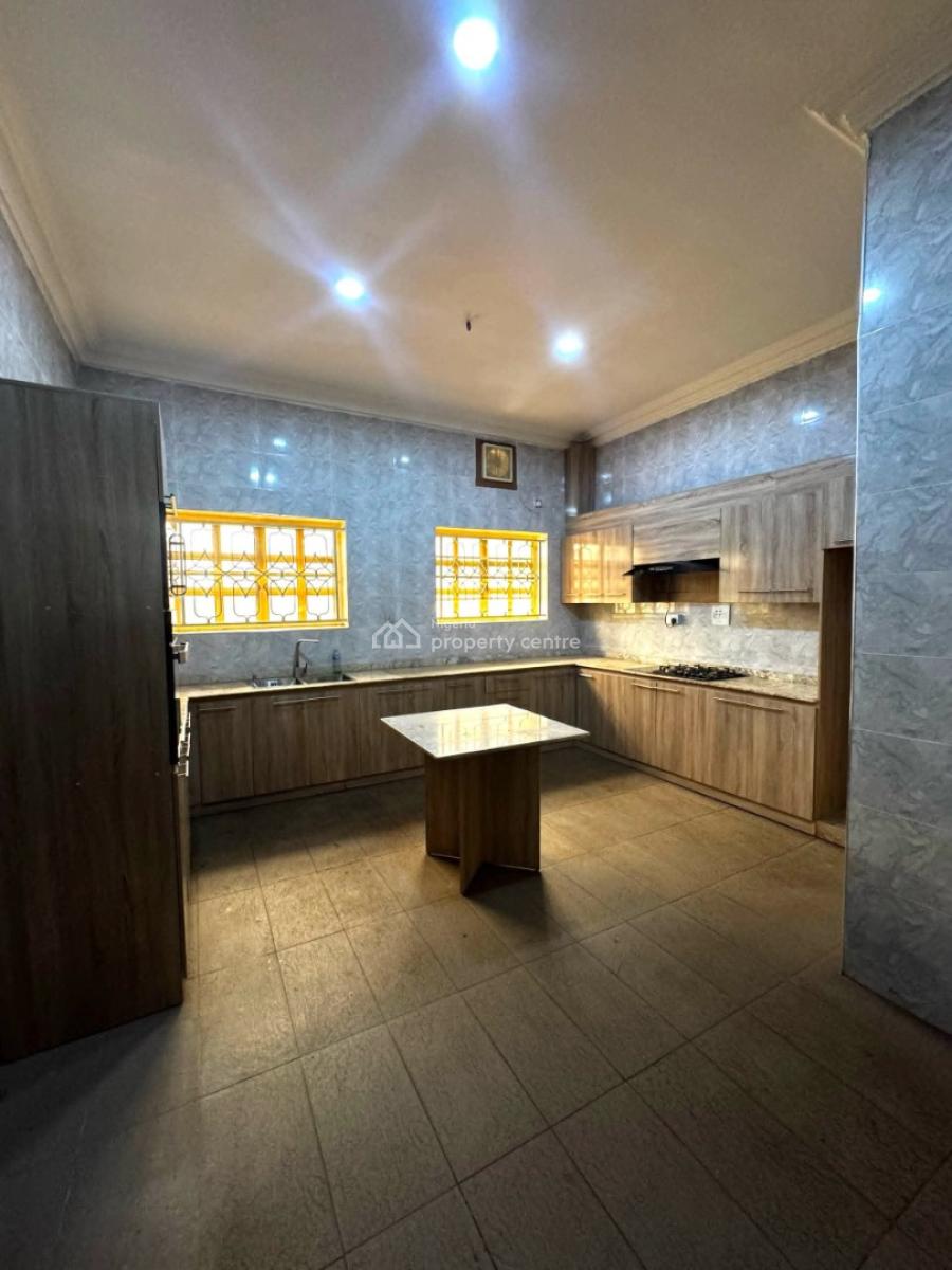 4 Bedroom with Bq and Swimming Pool, Maitama District, Abuja, Flat / Apartment for Rent