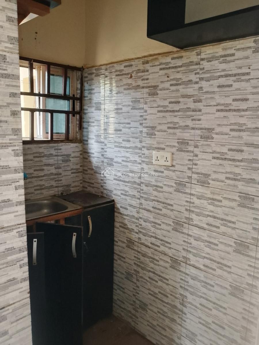 Spacious Self Con, Apo Resettlement, Apo, Abuja, Self Contain (single Rooms) for Rent