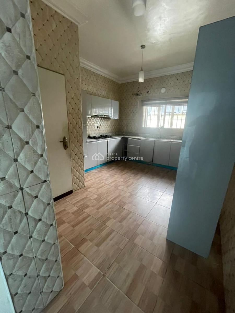 Exquisite Self Service 4 Bedroom Terrace with a Room Bq in U3 Estate, U3 Estate, Lekki Phase 1, Lekki, Lagos, House for Rent