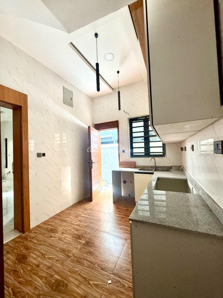 4 Bedroom Semi Detached Duplex with a Bq, Ologolo, Lekki, Lagos, Semi-detached Duplex for Rent