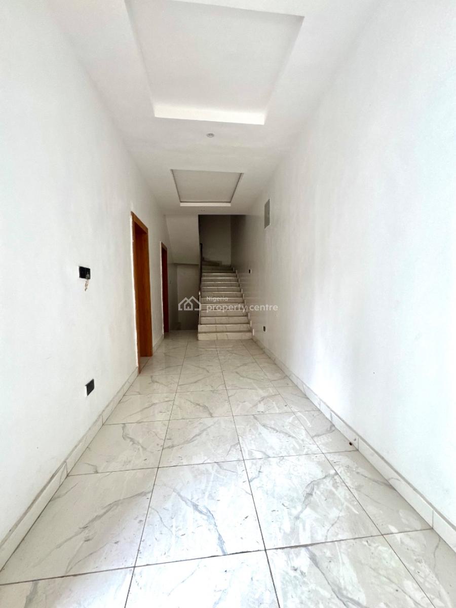 4 Bedroom Semi Detached Duplex with a Bq, Ologolo, Lekki, Lagos, Semi-detached Duplex for Rent