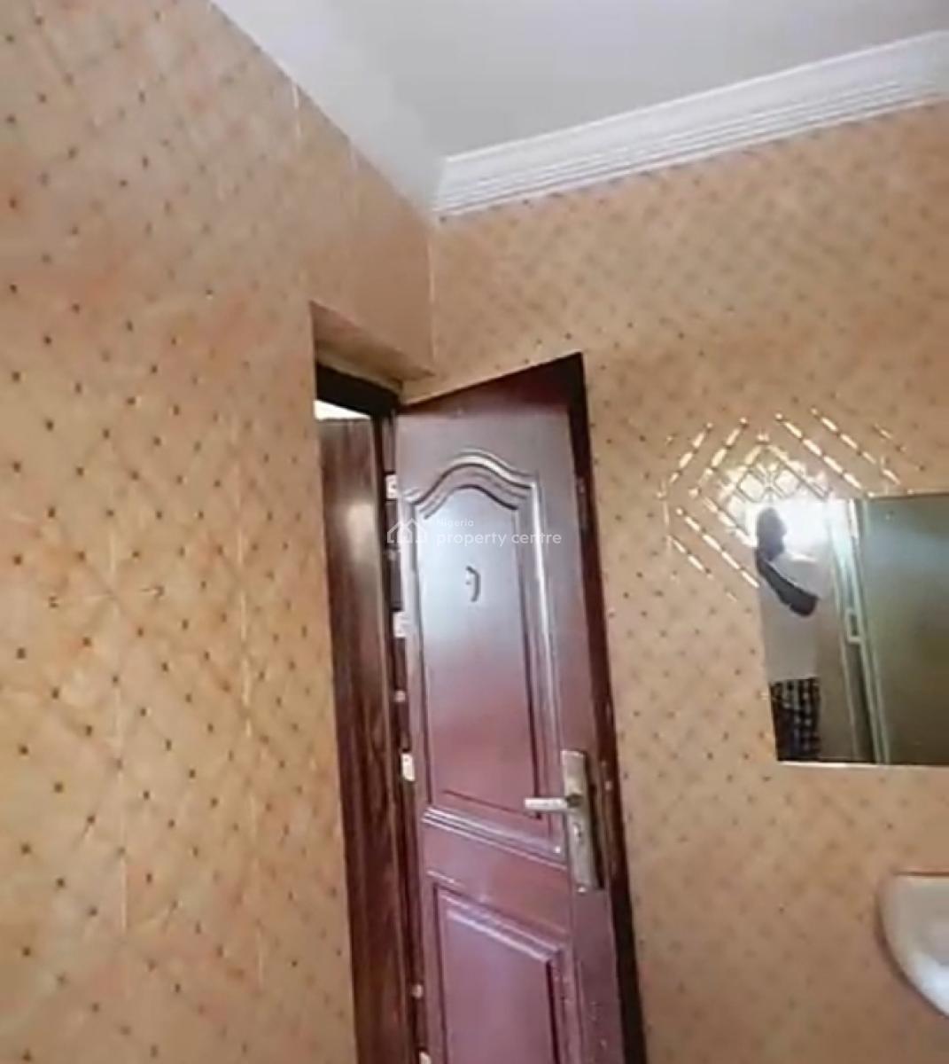 Semi Masters Bedroom Inside a Shared Apartment { Video}, Badore, Ajah, Lagos, Self Contain (single Rooms) for Rent