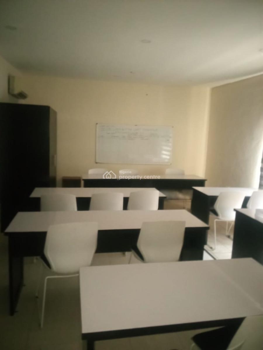 285sqm Office Space;  2 Wings First Floor Duplex, Lekki Phase 1, Lekki, Lagos, Office Space for Rent