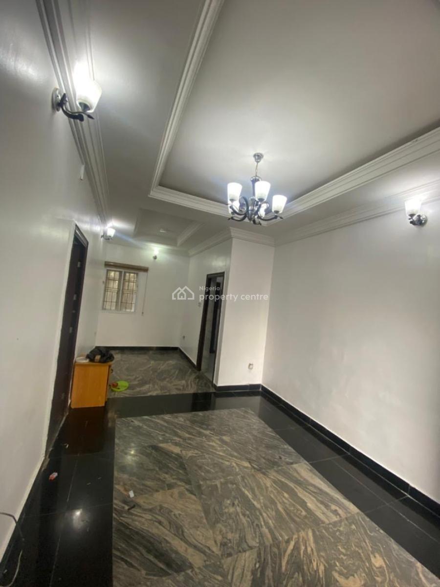 Neat and Lovely 2bedroom Apartment in a Secured Estate, Ocean Breeze Estate, Ologolo, Ologolo, Lekki, Lagos, Flat / Apartment for Rent