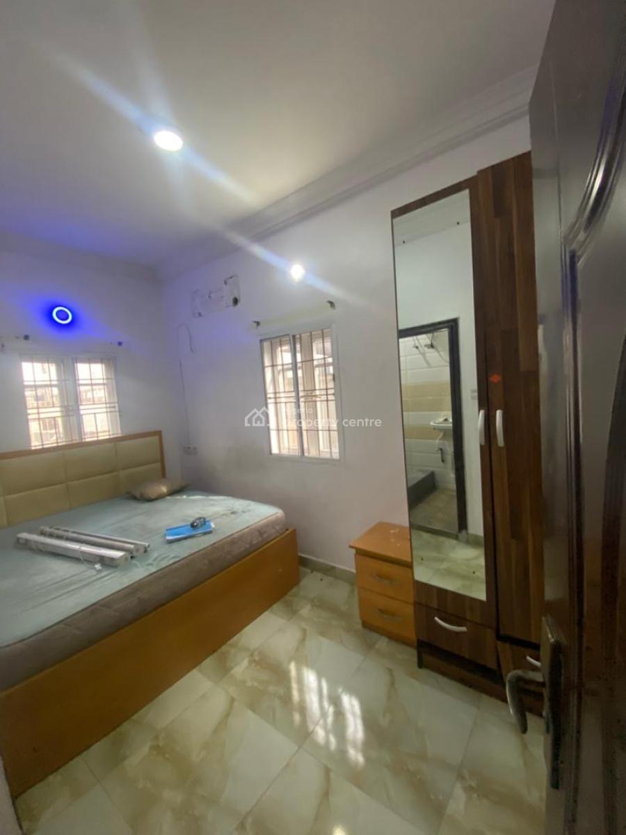 Neat and Lovely 2bedroom Apartment in a Secured Estate, Ocean Breeze Estate, Ologolo, Ologolo, Lekki, Lagos, Flat / Apartment for Rent