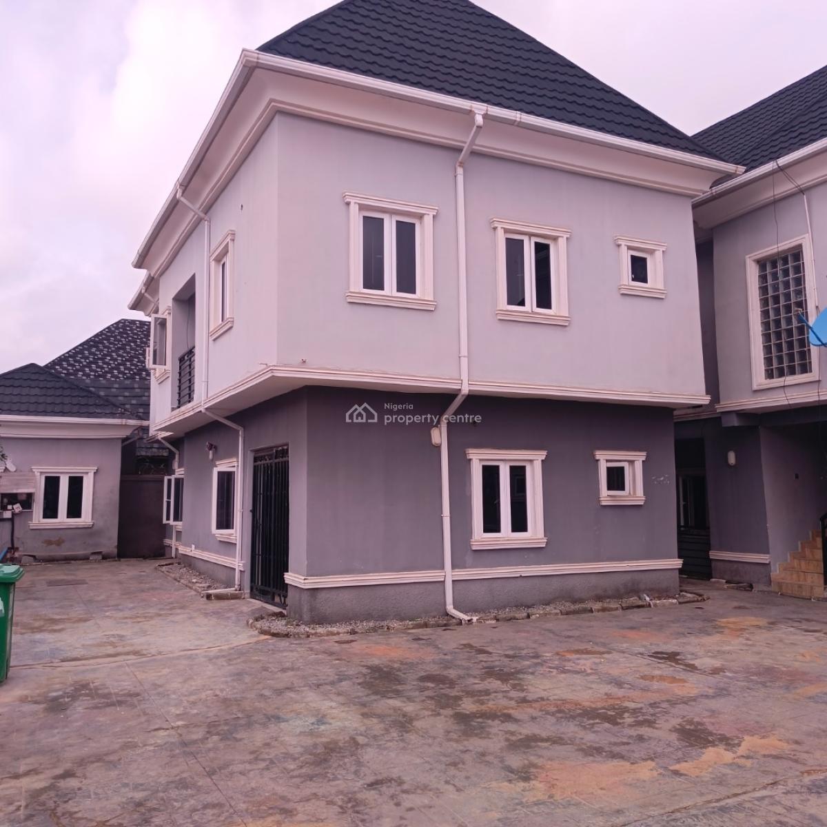 Luxury 2 Bedrooms, Crd Iron Bridge, Fha (f.h.a), Lugbe District, Abuja, Terraced Duplex for Rent