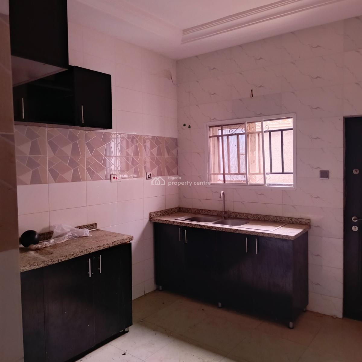 Luxury 2 Bedrooms, Crd Iron Bridge, Fha (f.h.a), Lugbe District, Abuja, Terraced Duplex for Rent