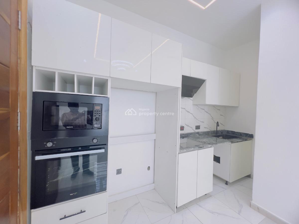 1 Bedroom Apartment, Chevron, Lekki, Lagos, Mini Flat (room and Parlour) for Sale