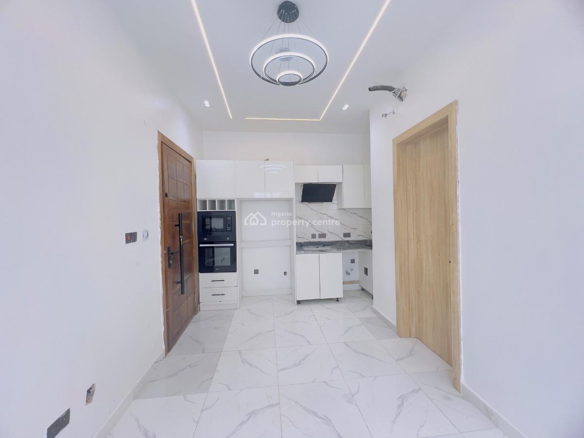 1 Bedroom Apartment, Chevron, Lekki, Lagos, Mini Flat (room and Parlour) for Sale