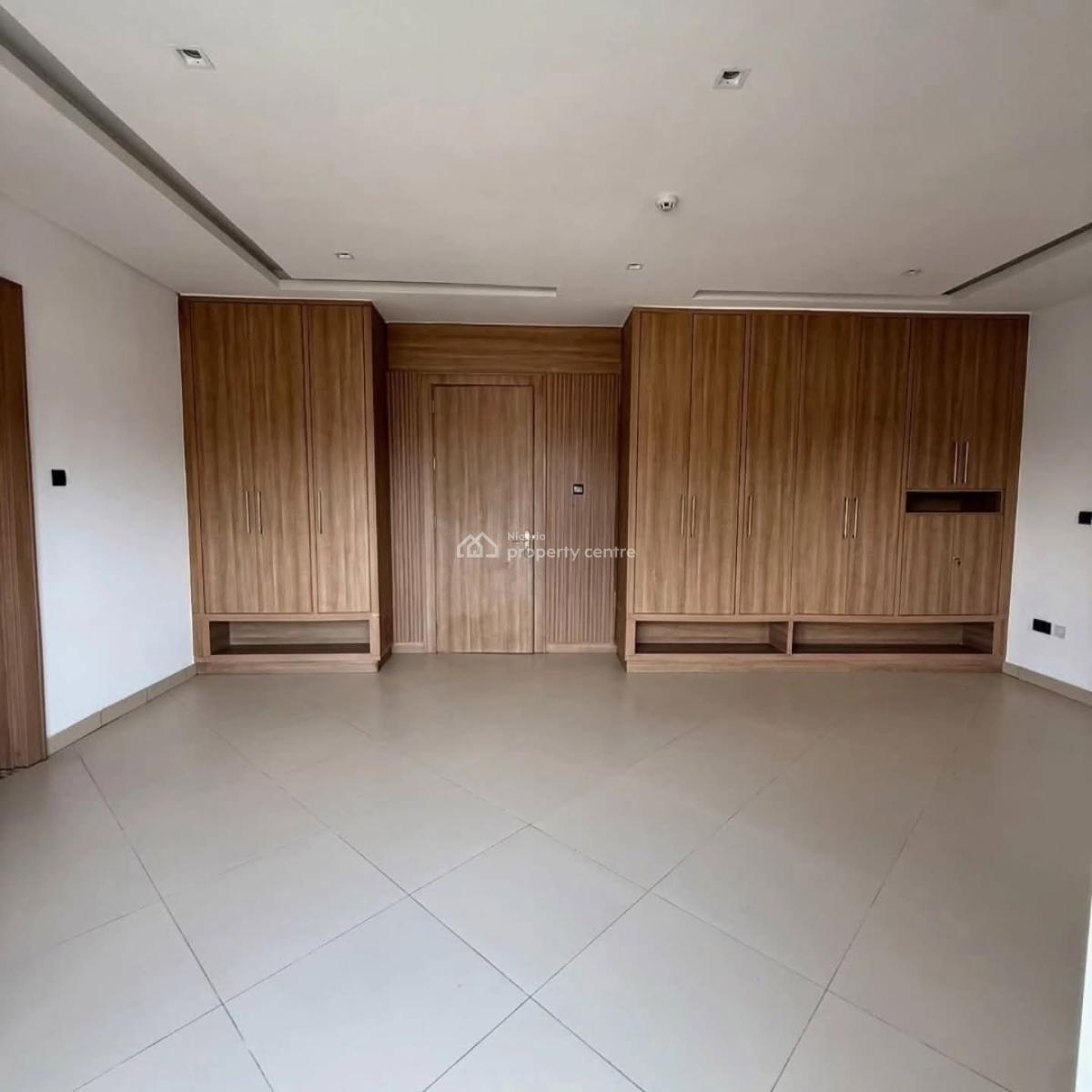 Newly Built 4bedrooms Terrace Solidly Finished with a Room Bq, Maitama District, Abuja, Terraced Duplex for Sale