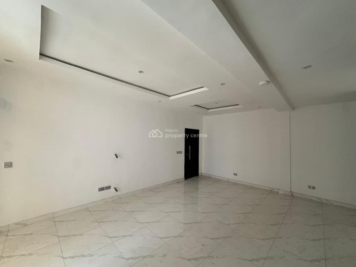2-bedroom Apartment, Off Freedom Way, Lekki Phase 1, Lekki, Lagos, Flat / Apartment for Rent