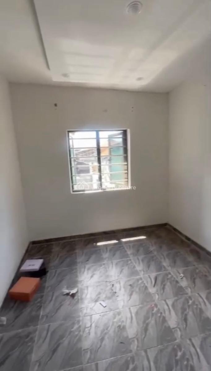 Decent Room Self Contained, Shomolu, Pedro, Gbagada, Lagos, Self Contain (single Rooms) for Rent