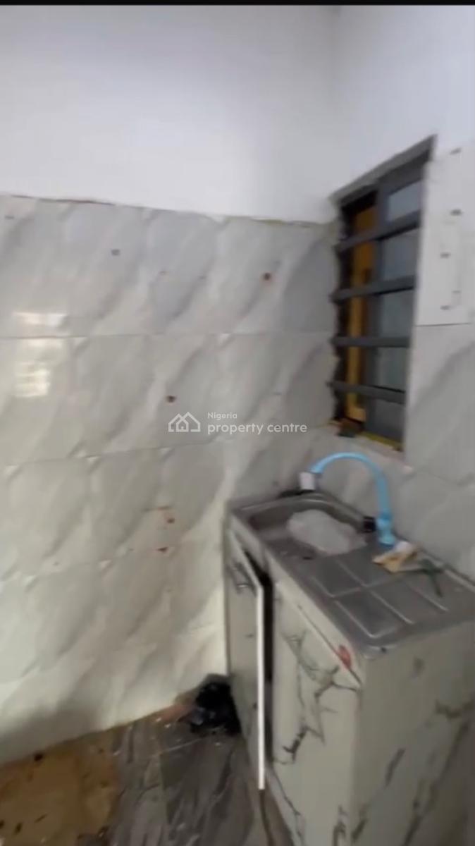Decent Room Self Contained, Shomolu, Pedro, Gbagada, Lagos, Self Contain (single Rooms) for Rent