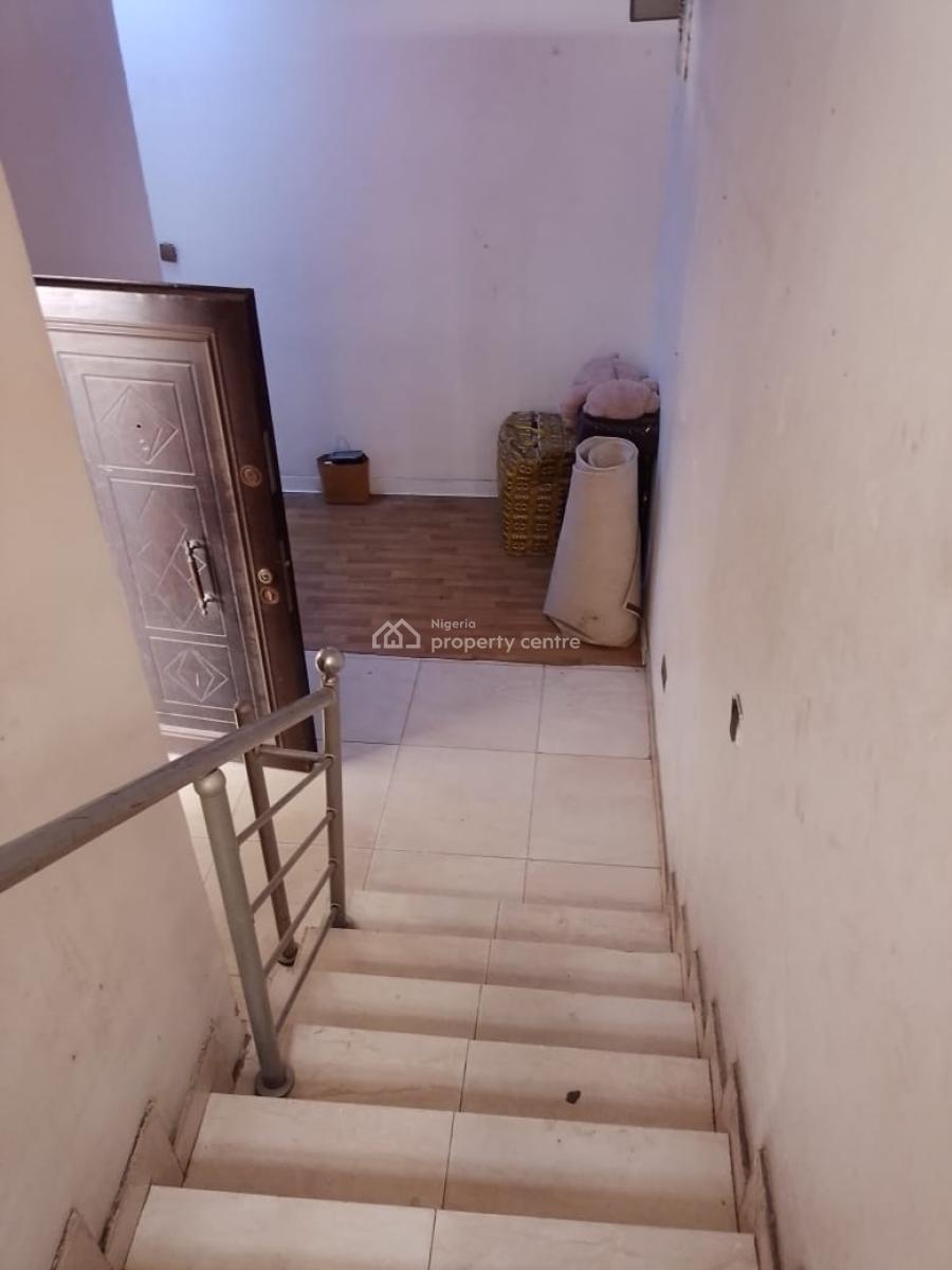 a Room Shared, Vandaniel Estate Orchid Road, Lekki, Lagos, Flat / Apartment for Rent