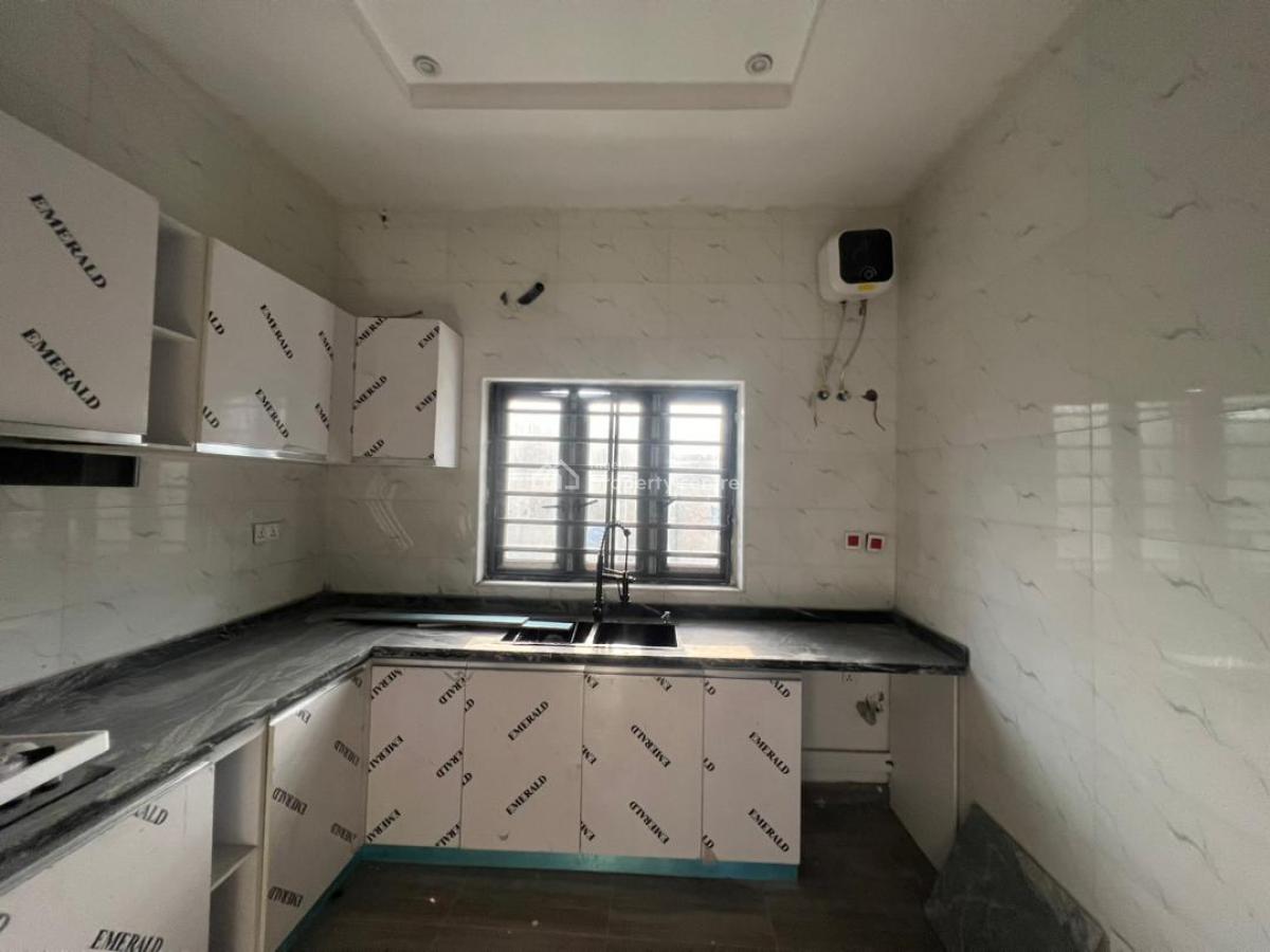 3 Bedrooms Terrace Duplex, Ologolo, Lekki, Lagos, Terraced Duplex for Sale