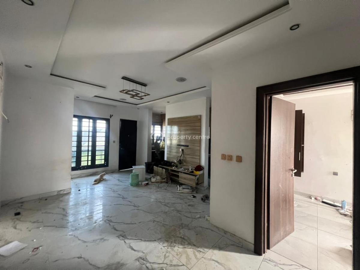 2 Bedrooms Penthouse Without Elevator, Ologolo, Lekki, Lagos, House for Rent