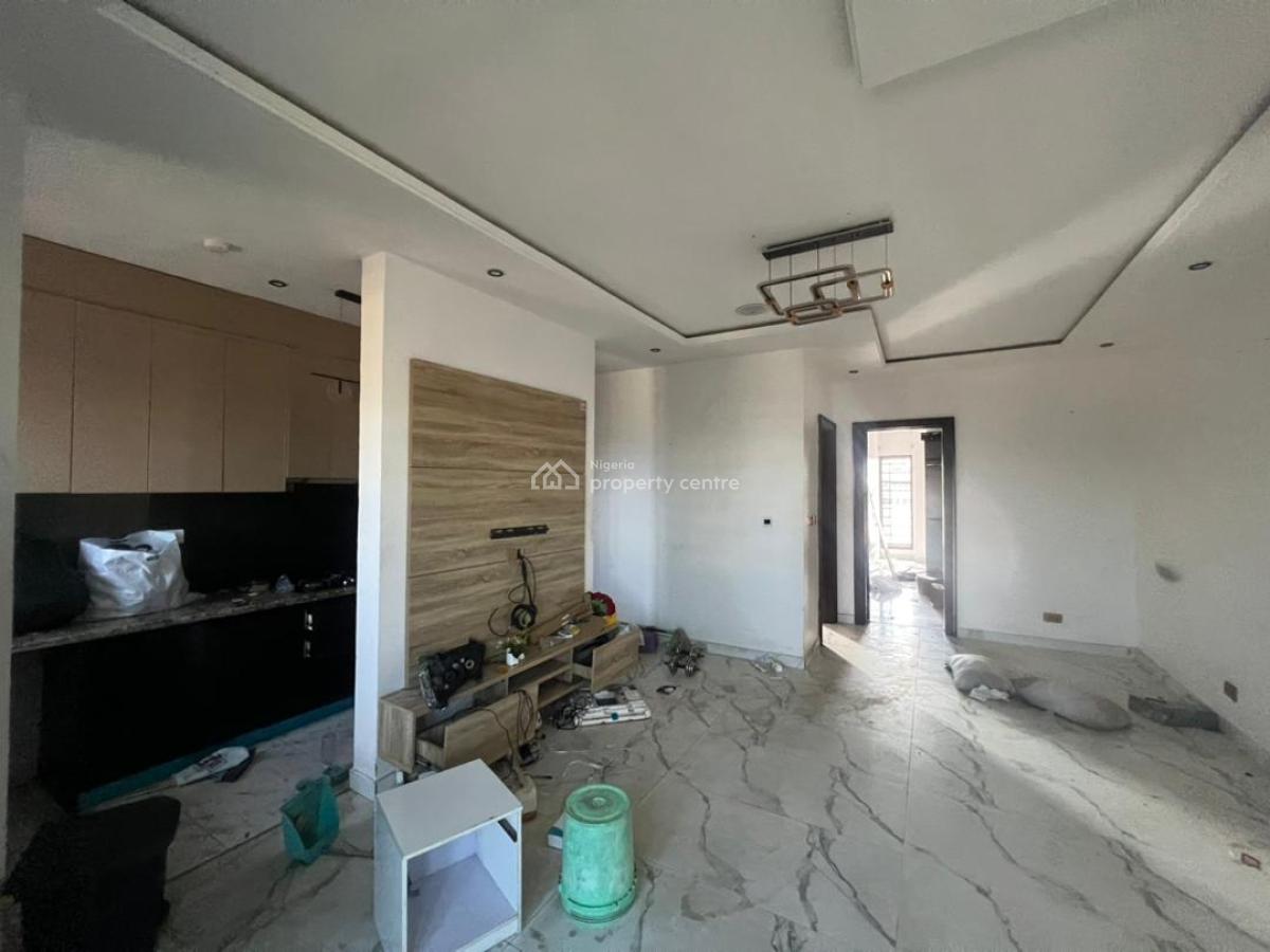 2 Bedrooms Penthouse Without Elevator, Ologolo, Lekki, Lagos, House for Rent