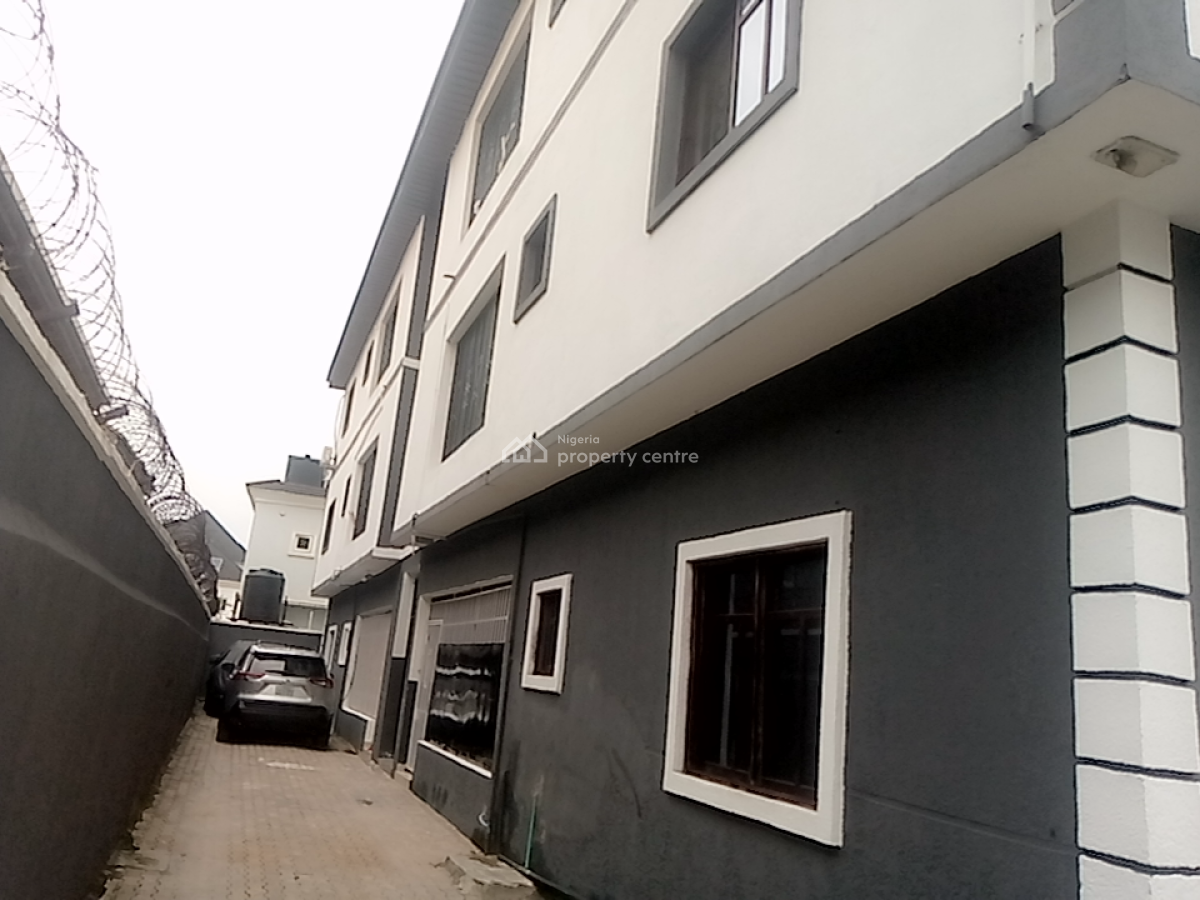 a Neatly and Massively Built Mini Flat, Osapa, Lekki, Lagos, Flat / Apartment for Rent