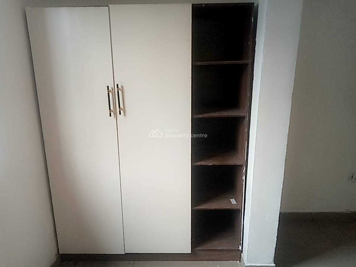 a Neatly and Massively Built Mini Flat, Osapa, Lekki, Lagos, Flat / Apartment for Rent