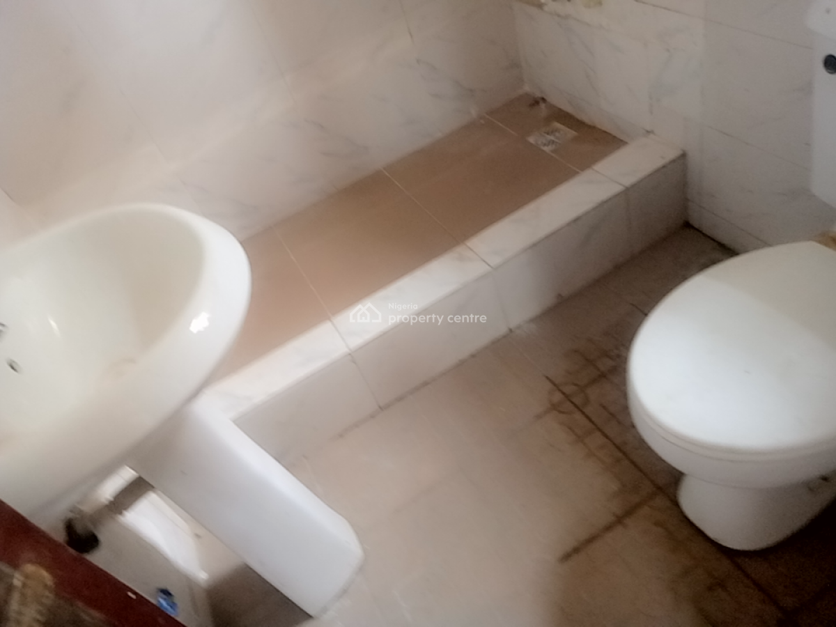 a Neatly and Massively Built Mini Flat, Osapa, Lekki, Lagos, Flat / Apartment for Rent