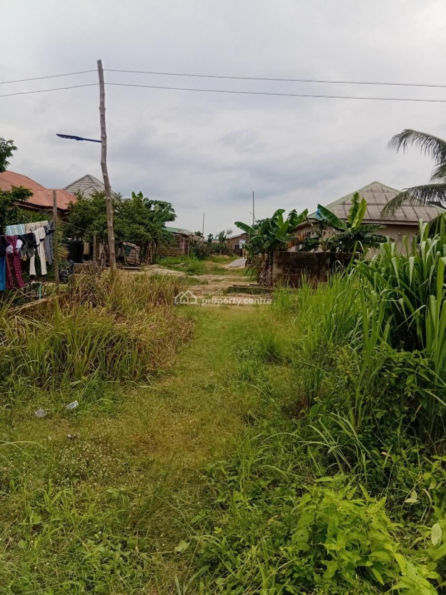Uncompleted Structure of 4 Units of Mini Flats on Full Plot, Pakuro, Mowe, Mowe Town, Ogun, Detached Bungalow for Sale