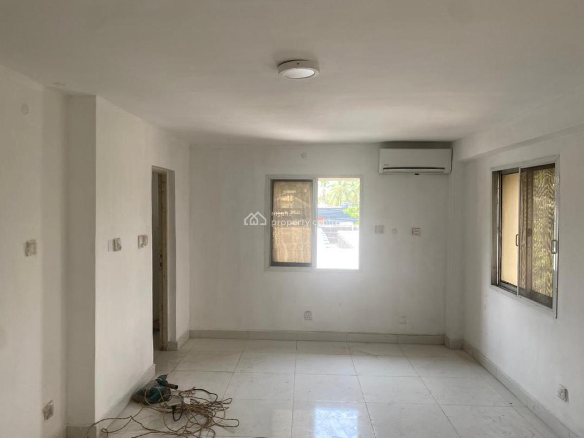Fully Serviced 4 Bedroom Apartment with a Room Service Quarters, Victoria Island (vi), Lagos, Office Space for Rent