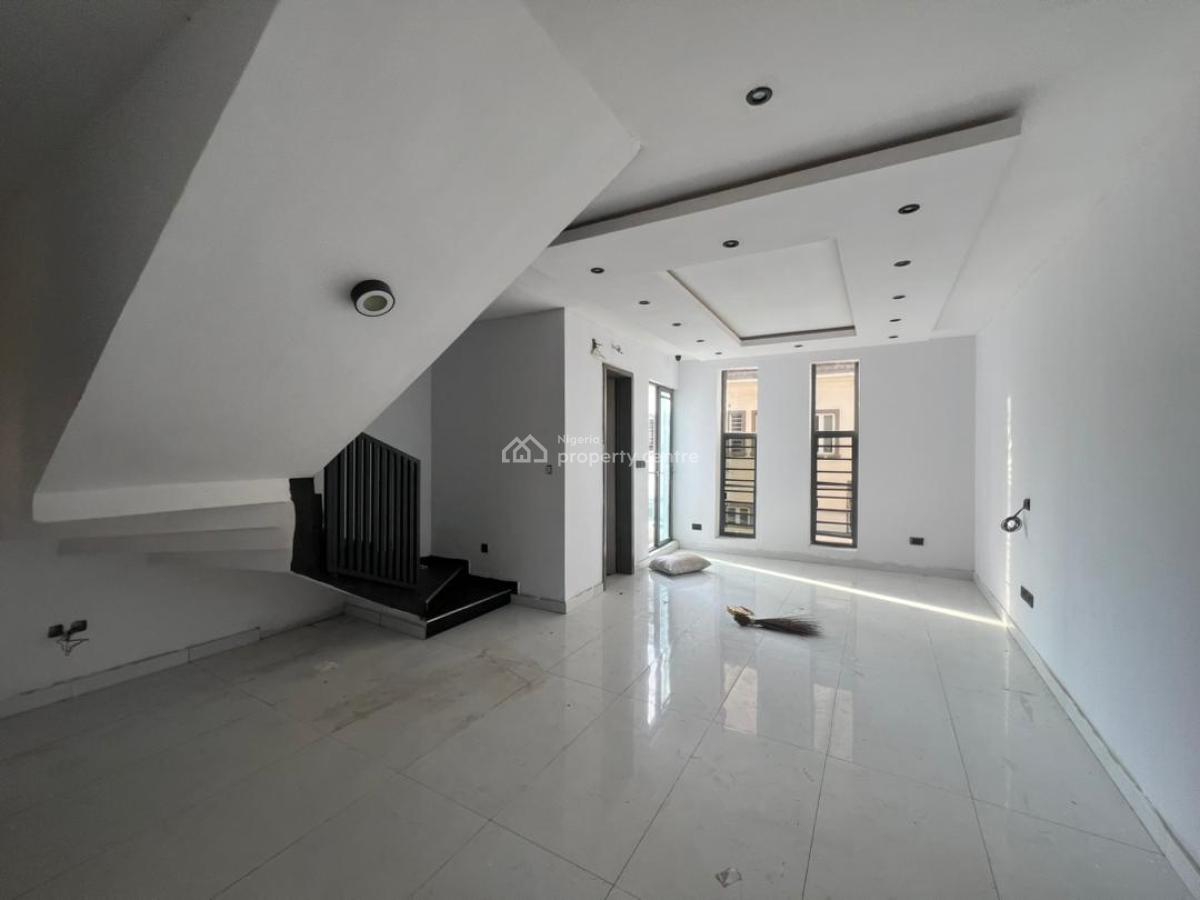 2 Bedrooms Terrace Duplex with Laundry,, Ologolo, Lekki, Lagos, Terraced Duplex for Rent