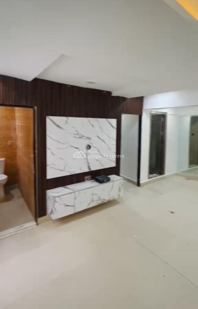 Spacious 1bedroom Apartment, Gwarinpa, Abuja, Flat / Apartment for Rent