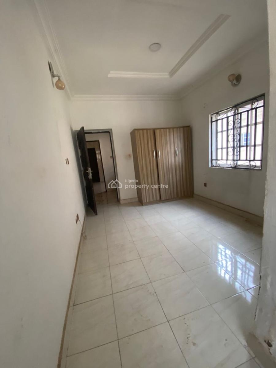 Standard 2 Bedroom Apartment, Main, Gwarinpa, Abuja, Flat / Apartment for Rent