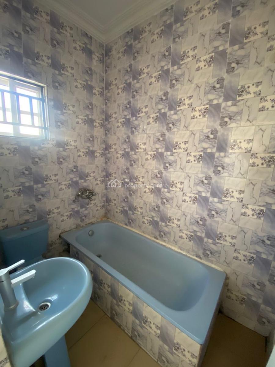 Standard 2 Bedroom Apartment, Main, Gwarinpa, Abuja, Flat / Apartment for Rent