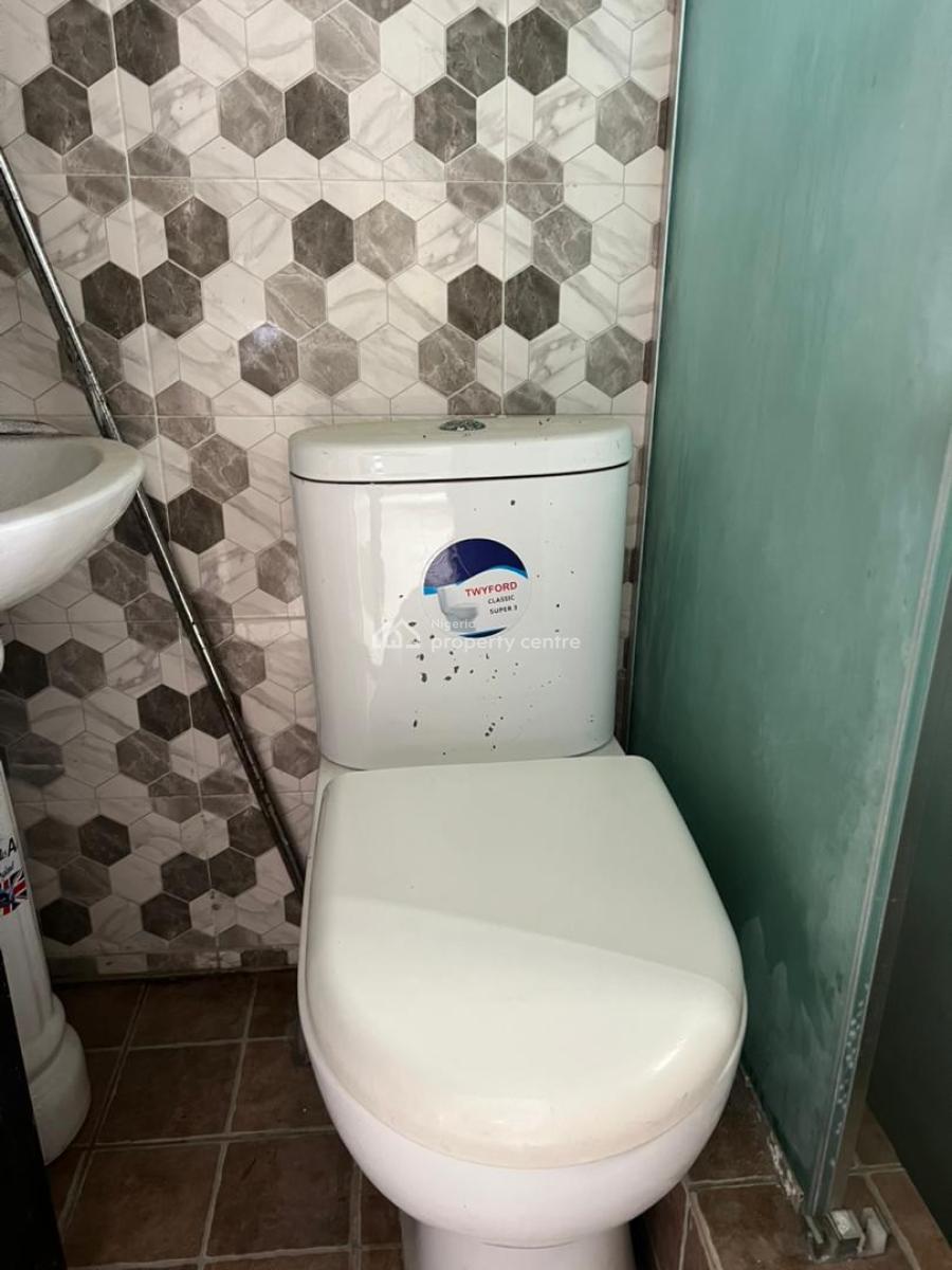 a Tastefully Self-contained in a Beautiful Estate, Orchid Road, Close to Bus Stop, Lekki, Lagos, Self Contain (single Rooms) for Rent