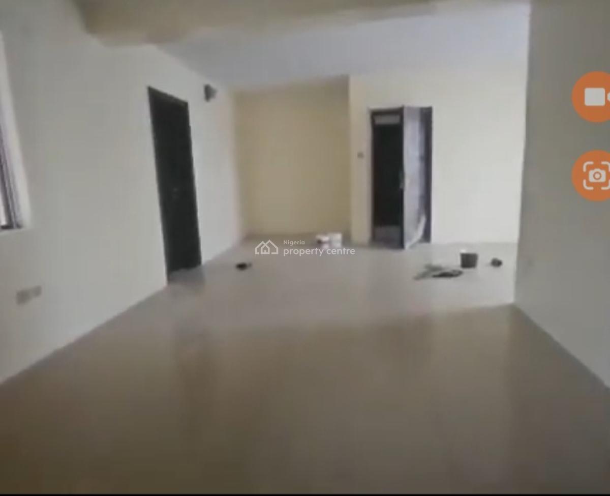 Lovely 3 Bedroom Apartment at Oyediran, Yaba, Oyadiran Estate, Yaba, Yaba, Lagos, Flat / Apartment for Rent