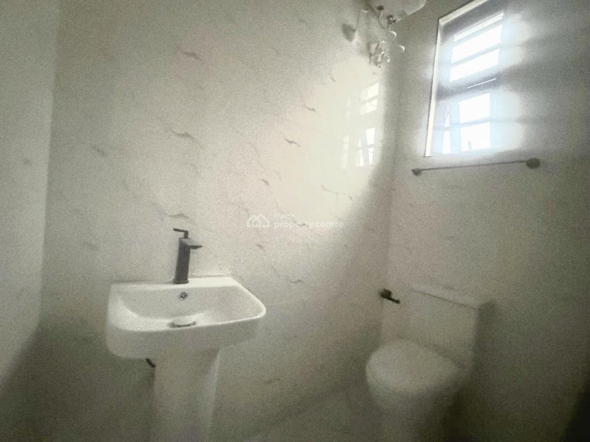 Modern 2-bedroom Ensuite Apartment, Chevron, Lekki Expressway, Lekki, Lagos, Flat / Apartment for Rent