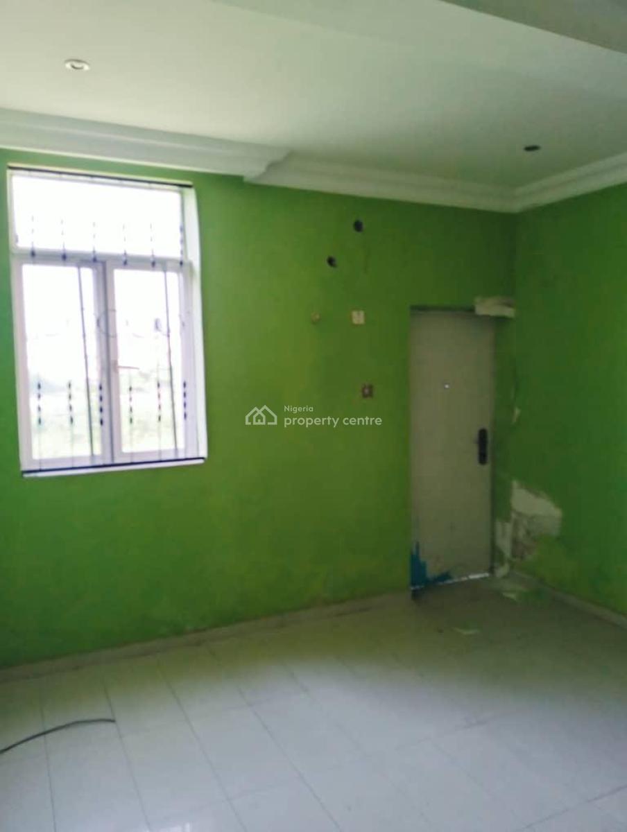Distress Property 4bedroom Dupkex + a Room &parlor Bq on  640sqm Land, Lekki County Ikota ,lekki ,lagos ,nigeria, Ikota, Lekki, Lagos, Detached Duplex for Sale