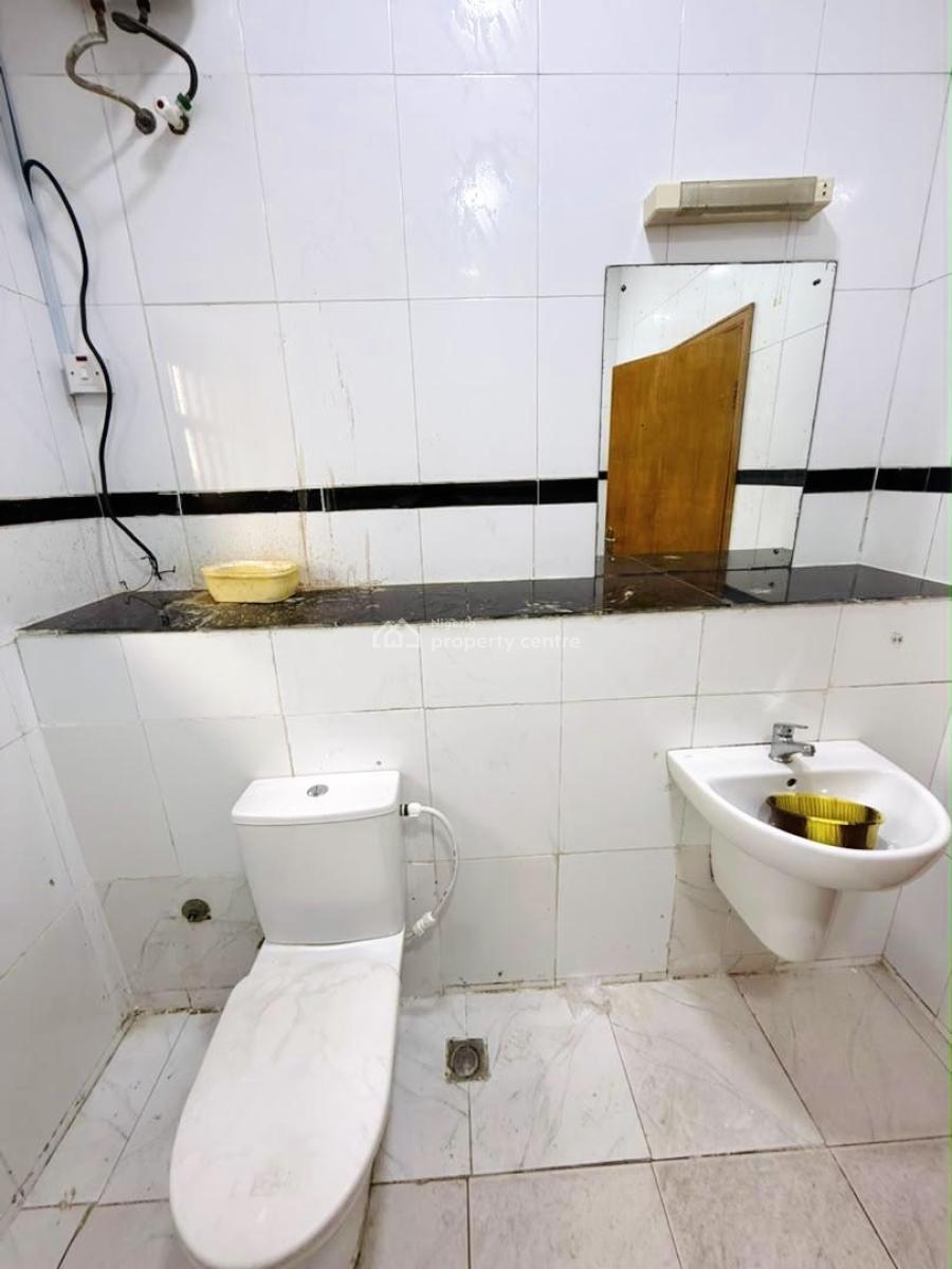 Spacious 3 Bedroom House with a Bq, Treasure Gardens Estate, Lekki Phase 1, Lekki, Lagos, Semi-detached Duplex for Rent