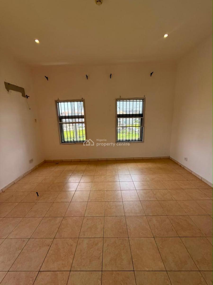 Spacious 3 Bedroom House with a Bq, Treasure Gardens Estate, Lekki Phase 1, Lekki, Lagos, Semi-detached Duplex for Rent