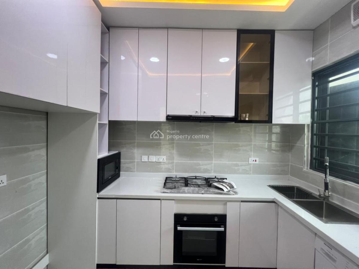 Brand  New 3 Bedroom Apartment and Bq, Lekki Phase 1, Lekki, Lagos, Flat / Apartment for Sale