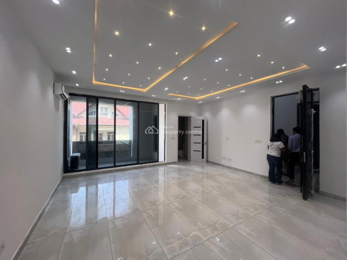 Brand  New 3 Bedroom Apartment and Bq, Lekki Phase 1, Lekki, Lagos, Flat / Apartment for Sale