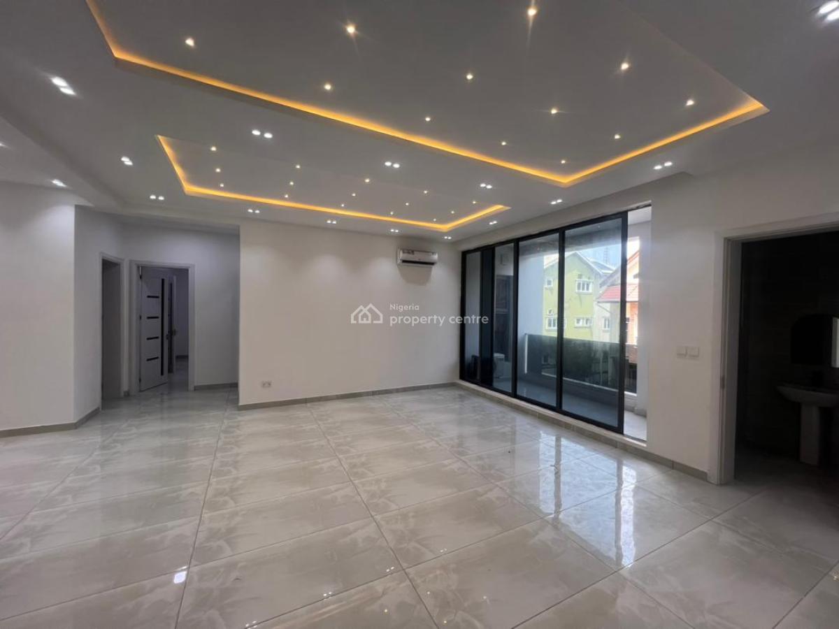 Brand  New 3 Bedroom Apartment and Bq, Lekki Phase 1, Lekki, Lagos, Flat / Apartment for Sale