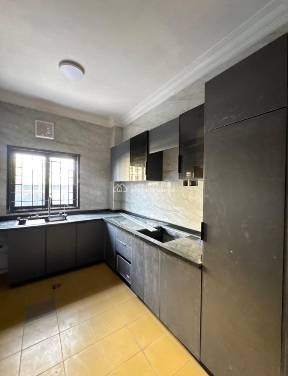 Brand New 3-bedroom Apartments with Bq, Lekki, Lekki Phase 1, Lekki, Lagos, Flat / Apartment for Rent