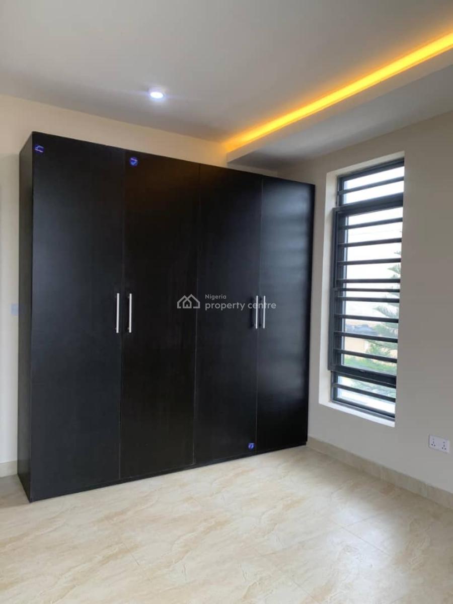 Brand New 3-bedroom Apartments with Bq, Lekki, Lekki Phase 1, Lekki, Lagos, Flat / Apartment for Rent