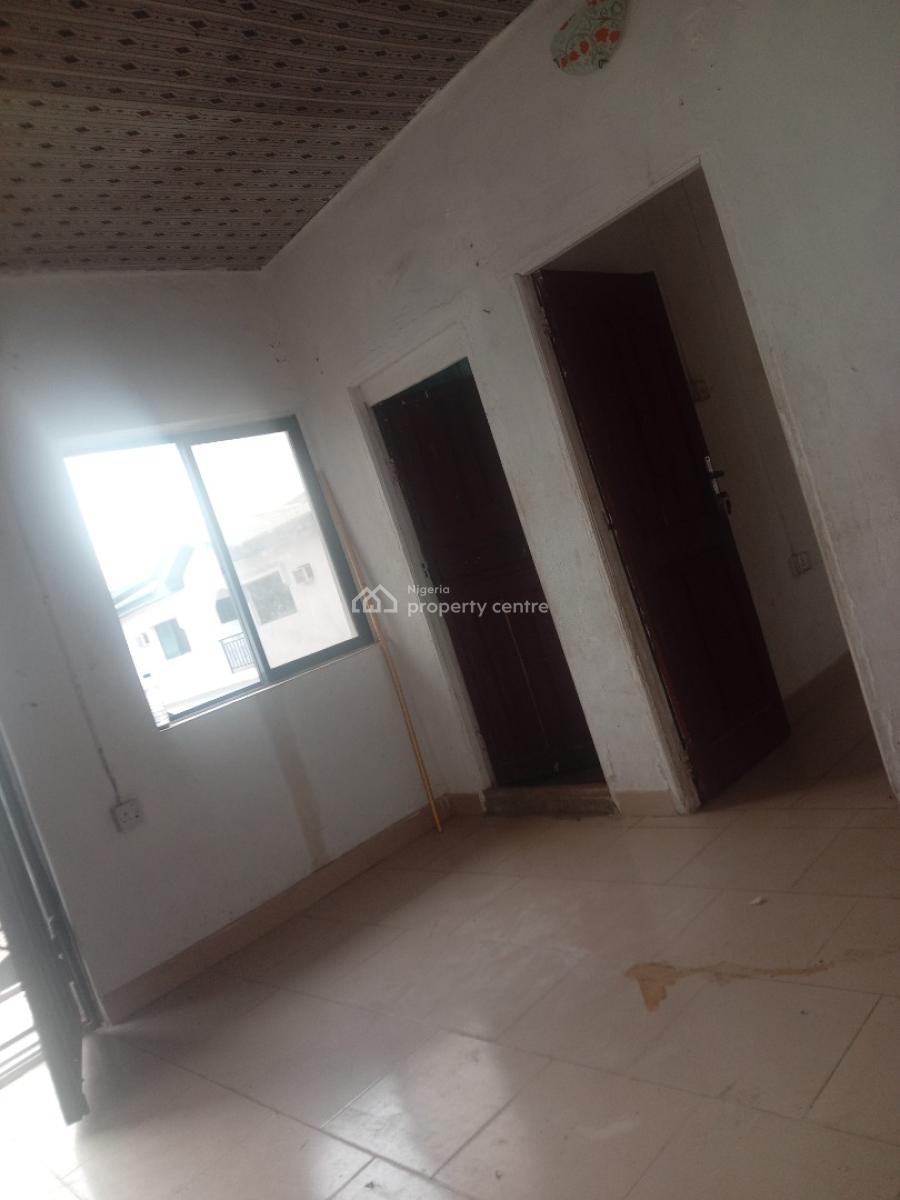 Spacious Fine Miniflat Upstairs, Unity Estate Badore Ajah Lagos, Badore, Ajah, Lagos, Mini Flat (room and Parlour) for Rent