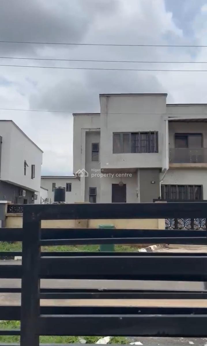 Brand New 4-bedroom Semi-detached Duplex with 2 Bq, Gwarinpa, Abuja, Semi-detached Duplex for Rent