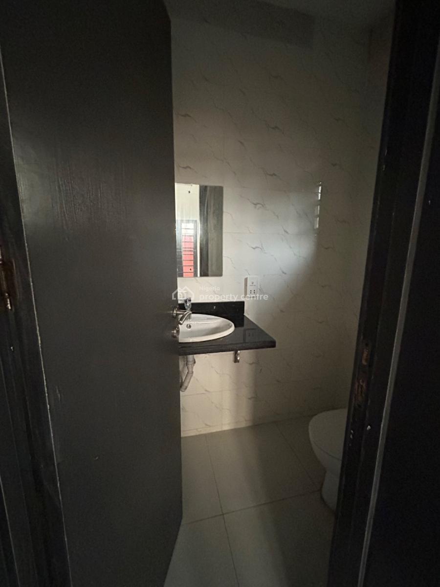 Newly Built 2 Bedroom Apartment with Pool, Lekki Right, Lekki Phase 1, Lekki, Lagos, Flat / Apartment for Sale