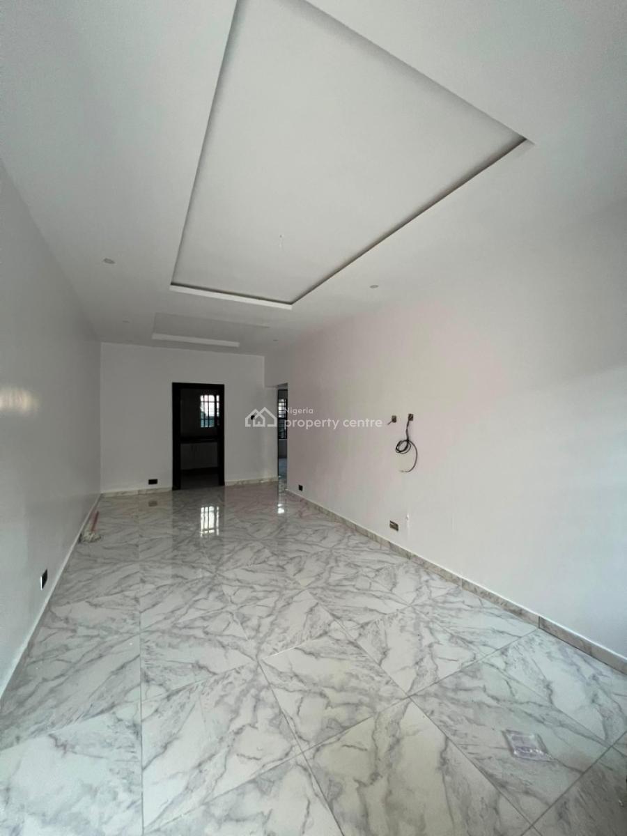 a Lovely 2 Bedroom Apartment, Mobile Road Ilaje, Ajah, Lagos, Flat / Apartment for Rent