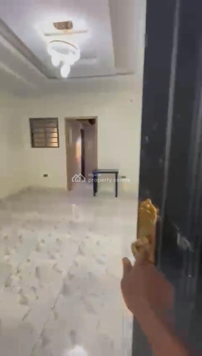 Built to Taste Modern 2 , Bedroom Apartment (ensuite), Cement Axis, Slightly Off Ikeja, Mangoro, Ikeja, Lagos, Flat / Apartment for Rent