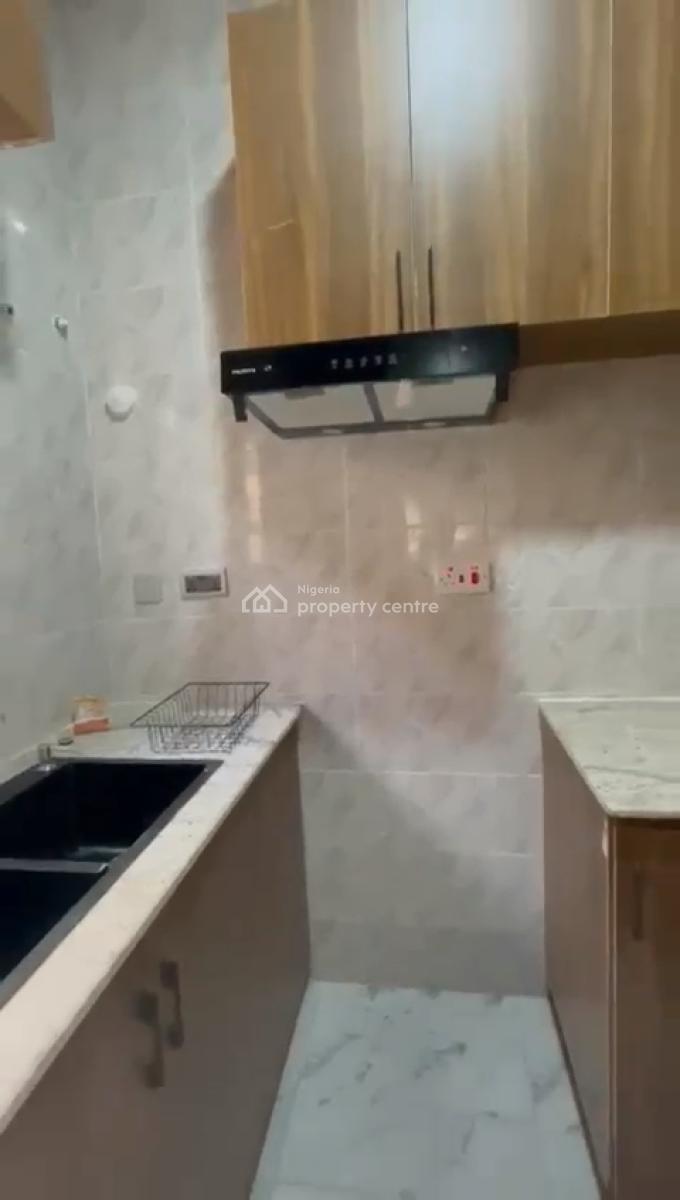 Built to Taste Modern 2 , Bedroom Apartment (ensuite), Cement Axis, Slightly Off Ikeja, Mangoro, Ikeja, Lagos, Flat / Apartment for Rent