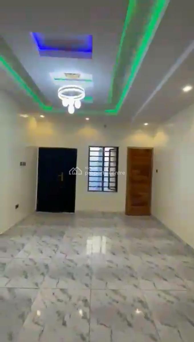 Built to Taste Modern 2 , Bedroom Apartment (ensuite), Cement Axis, Slightly Off Ikeja, Mangoro, Ikeja, Lagos, Flat / Apartment for Rent