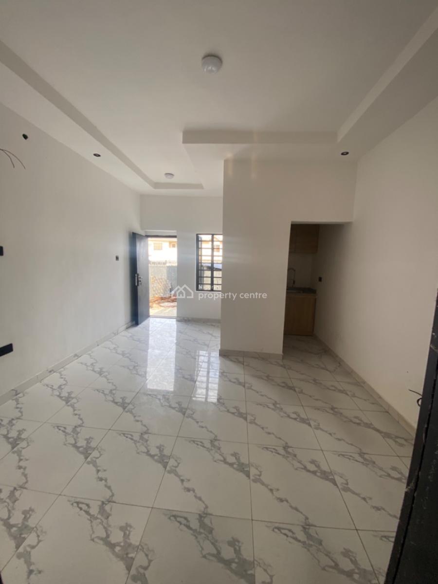 Luxury 1bedroom Flat, Cherish Garden Estate, Thera Annex, Very Close to Blenco, Sangotedo, Ajah, Lagos, Flat / Apartment for Rent