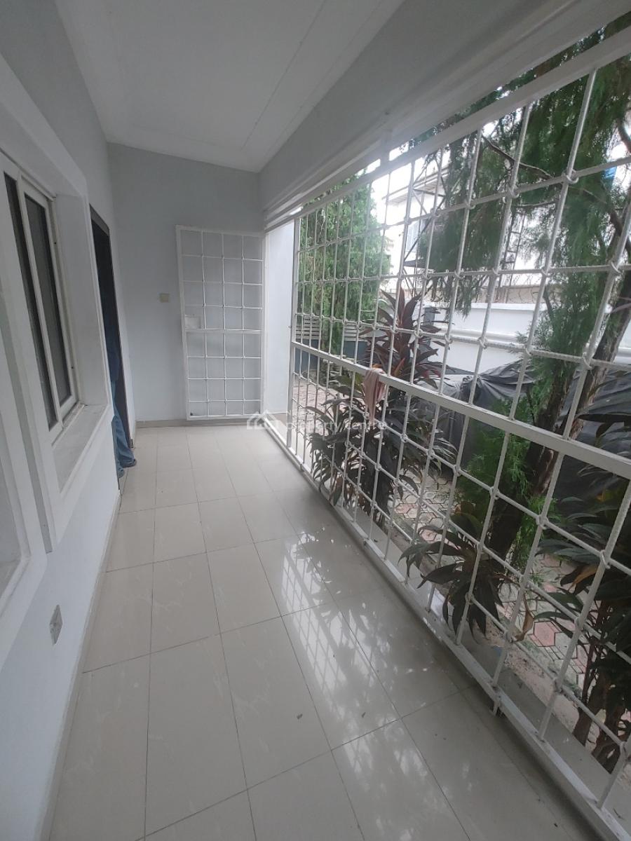 Very Spacious 3 Bedroom in a Call Estate, Sangotedo, Sangotedo, Ajah, Lagos, Flat / Apartment for Rent